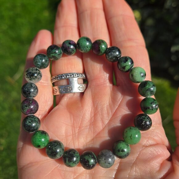 Ruby Zoisite Gemstone Beaded Bracelets - Picture 5 of 9